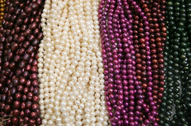 It's gem show time! Tucson sparkles with thousands of dealers